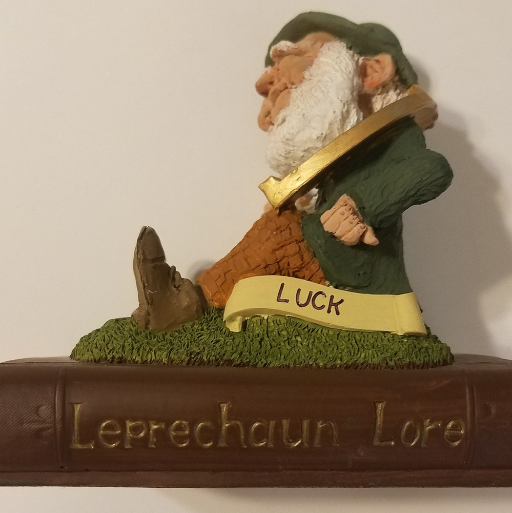 Leprechaun Royal Tara resin "Luck" figurine Ireland